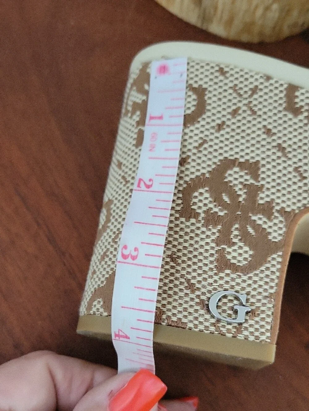 GUESS Yapplea Beige and Brown Logo Platform Mules